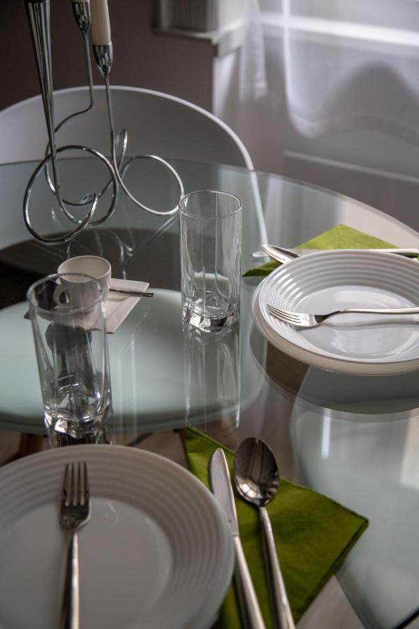 Premium By Hi5-king Street's Luxury Apartament *